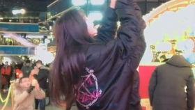 abbily艾比吃瓜,揭秘娱乐圈的甜蜜瓜田