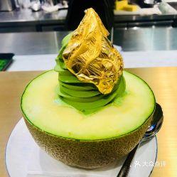 吃瓜牛奶蜜瓜口味是什么,吃瓜牛奶蜜瓜口味冰淇淋，尽享多重口感盛宴